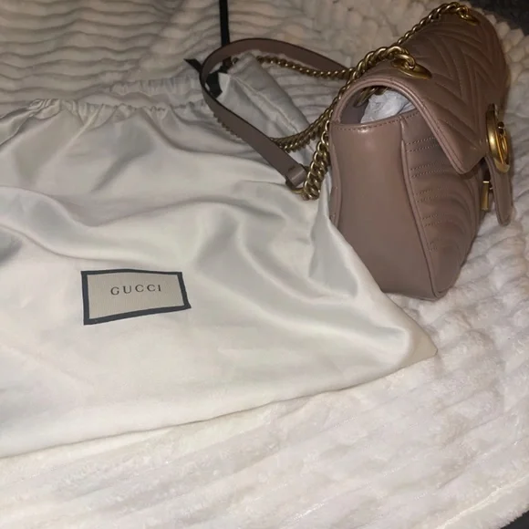 Gucci handbag - Picture 2 of 11